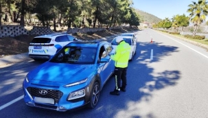 Antalya'da 1 haftada 15 bin sürücüye ceza kesildi