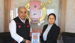 İHH Alanya'dan AGC'ye ziyaret