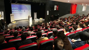 Mert Başaran ile 'Küçük İşler, Büyük Özgürlükler' semineri büyük ilgi gördü