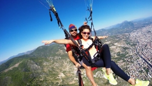 Alanya'da 1 yılda 55 bin yamaç paraşütü uçuşu gerçekleştirildi