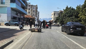 Alanya'da motosikletin çarptığı çocuk hastanelik oldu
