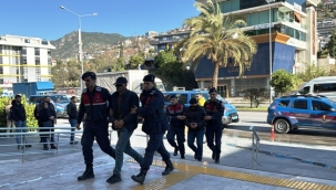 Alanya'da tefeci operasyonu: 7 kişi adliyeye sevk edildi