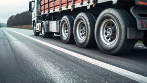 Alanya'da TIR'ın çarptığı bisiklet sürücüsü ağır yaralandı