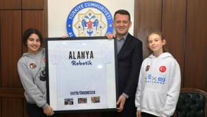 Fatih Ürkmezer, Türkiye robotik kodlama şampiyonlarını ağırladı