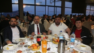 Mehmet Kuş'un iftarına yoğun ilgi