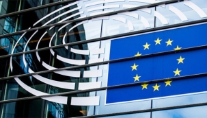 AB, ABD'ye yönelik misilleme vergilerini 90 gün askıya aldı