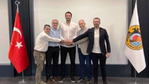 Alanya Belediyespor, Başantrenör Serkan Oğuz ile sözleşme uzattı