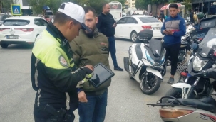 Alanya'da motosiklet sürücülerine 778 bin TL para cezası uygulandı