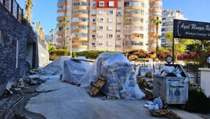 Alanya'da sorumsuz inşaat firması isyan ettirdi
