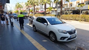 Caddede 2 saat boyunca alarmı çalan otomobilin sahibi bulunamadı