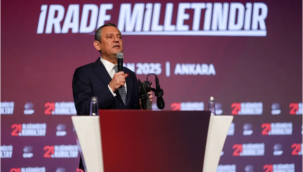 CHP 21. Olağanüstü Kurultayı: Özgür Özel yeniden genel başkan seçildi