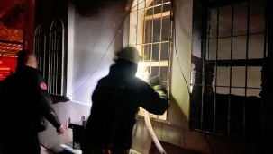 En mutlu günleri kabusa döndü, düğün sırasında evleri yandı