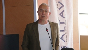 Osman Tarık Özçelik, ALTAV başkanlığını bırakacağını açıkladı