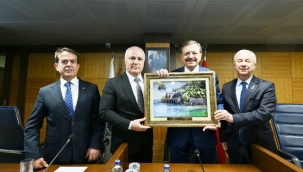 Rifat Hisarcıklıoğlu: 367 oda ve borsanın içinde ALTSO yüz akımız