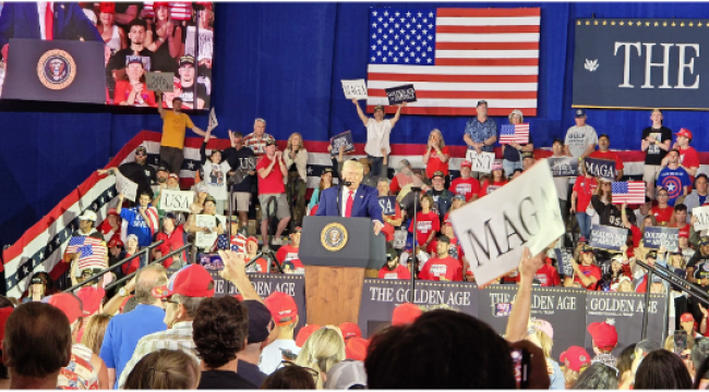Trump, başkanlığının 100. gününü Michigan'da kutladı