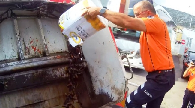 Alanya'da bu da oldu! Cami avlusunda bakın ne yapmışlar