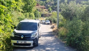 Alanya'da hafif ticari araçla motosiklet çarpıştı: 1 yaralı