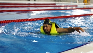 Alanya'da 'Her Kulaç, Bir Hayat' projesiyle engelli bireyler sporla güçleniyor