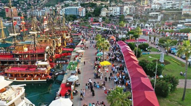 Alanya'da komşuluk temalı sergiler festivalde sanatseverlerle buluşacak