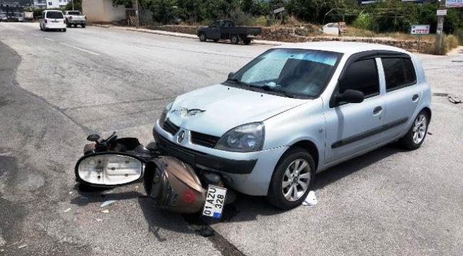 Alanya'da otomobil ile motosiklet çarpıştı: 1 yaralı 