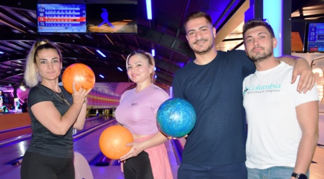 Alanya'da sağlık çalışanları bowling turnuvasında mücadele etti