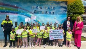 Alanya'da yarının büyükleri trafiği öğrendi