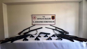 Alanya'da yasa dışı silah ve mühimmat operasyonu:  2 tutuklama 