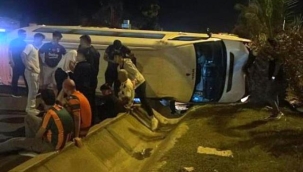 Alanyaspor taraftarını taşıyan minibüs kaza yaptı