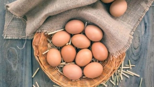 Almanyada süpermarket raflarında artık kahverengi yumurtaların satılmayacağı açıklandı.