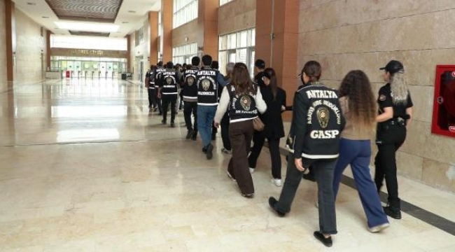Antalya'da 'çarşaf' operasyonu: 42 milyon TL'lik mal varlığına el konuldu
