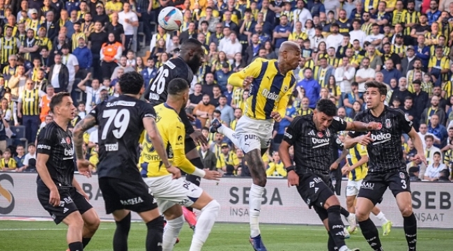 Derbi Kartal'ı! Fenerbahçe Kadıköy'de yıkıldı