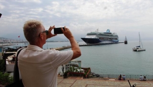 İngilizler Alanya'ya denizden geldi