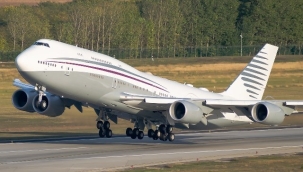 Katar'dan Pentagon'a başkanlık uçağı hediye edildi