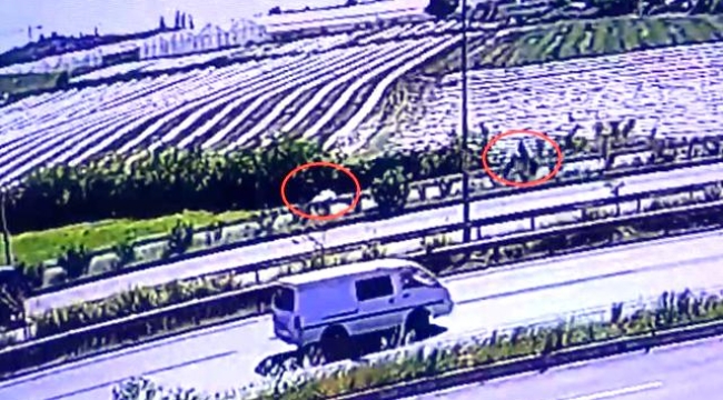 Motosikletlerin çarpıştığı kaza kamerada