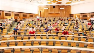 Özel üniversitelerde fiyatlar yüzde 100 arttı: Aileler ve öğrenciler isyanda