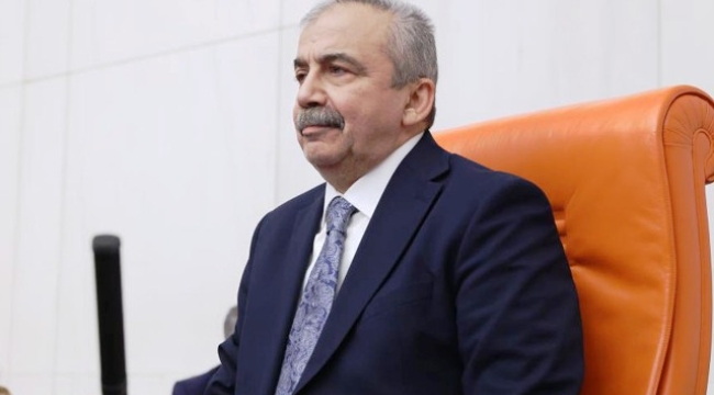 Sırrı Süreyya Önder hayatını kaybetti