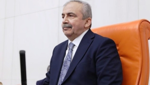 Sırrı Süreyya Önder hayatını kaybetti