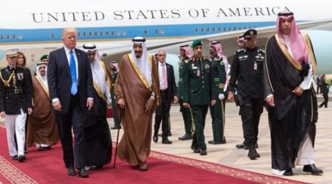 Trump, Orta Doğu turunun ilk ayağı olan Suudi Arabistan'da
