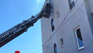 Alanya'da apartman dairesinde yangın çıktı