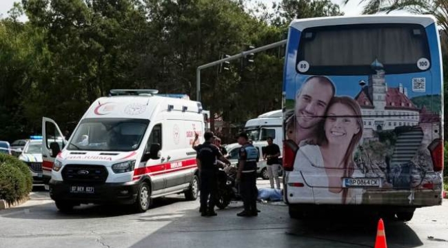 Alanya'da lisenin müdür yardımcısı trafik kazasında yaşamını yitirdi