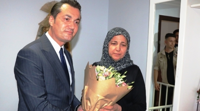 Alanya Kaymakamı Şakir Öner Öztürk ilk ziyaretini şehit ailesine gerçekleştirdi