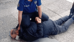 Bankadan kredi alamayan müşteri pompalı tüfek çıkardı: 'Borcum çok, para verin'