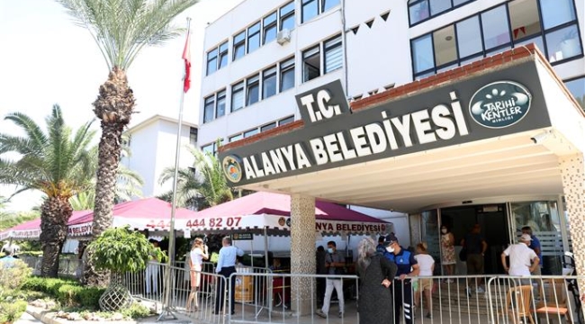 Başkan Özçelik, 'Eski Alanya Belediye binası ne olsun?' anketinin sonucunu açıkladı