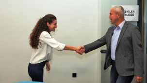 Başkan Özçelik personel ile bayramlaştı