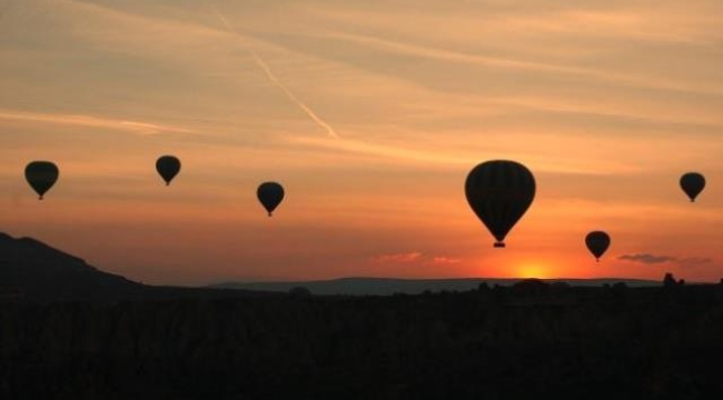 Bir günde iki sıcak hava balonu düştü, bakanlık inceleme başlattı: 1 ölü, 31 yaralı