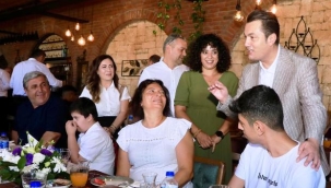 Kaymakam Öztürk koruyucu aileler ve çocuklarla bir araya geldi 