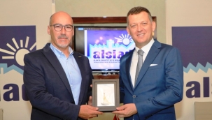 Kaymakam Ürkmezer'den ALSİAD'a veda ziyareti