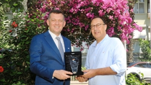 Kaymakam Ürkmezer'den ALTİD'e veda ziyareti