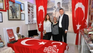 Kaymakam Ürkmezer ve eşinden şehit ailelerine veda ziyareti