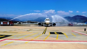 Özbekistan'dan Gazipaşa-Alanya Havalimanı'na tarihi uçuş